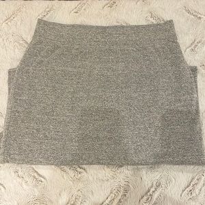 Elastic Waist Skirt 🤍